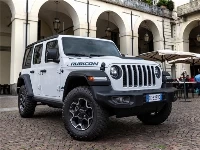 Jeep wrangler 4xe slide